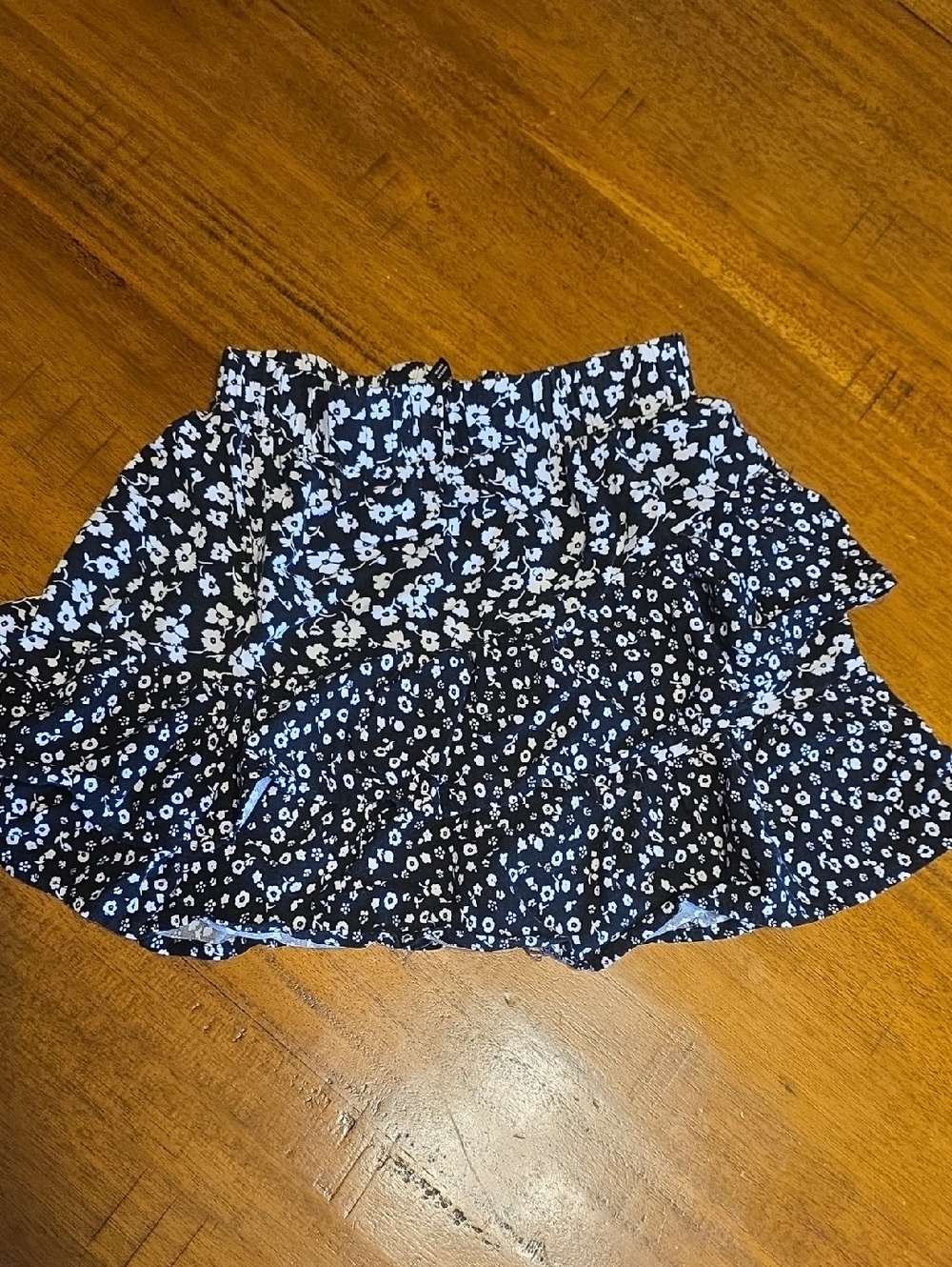 art class Black Floral Ruffle Tiered Skirt